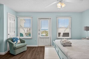 3 bedrooms, desk, iron/ironing board, travel cot