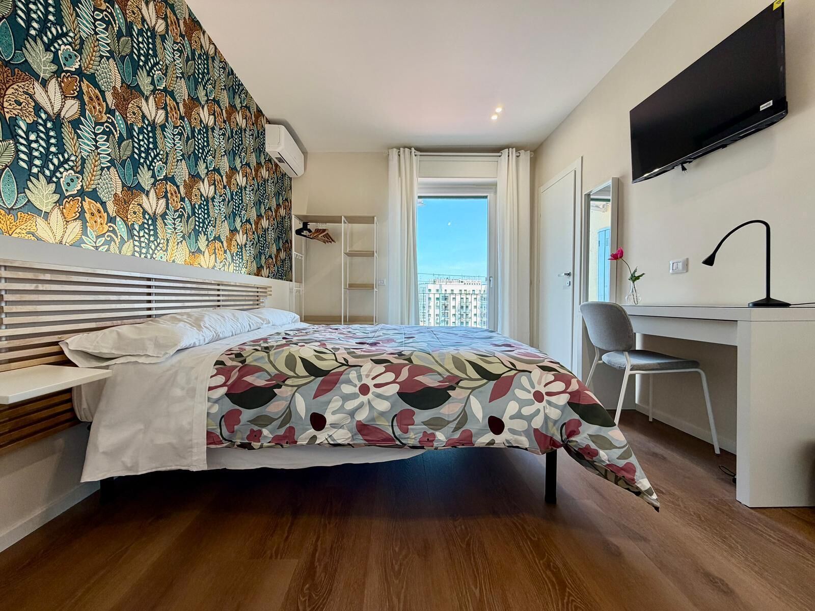 Deluxe Double or Twin Room, Balcony, Mountain View | Desk, laptop workspace, WiFi (free)