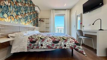 Deluxe Double or Twin Room, Balcony, Mountain View | Desk, laptop workspace, WiFi (free)