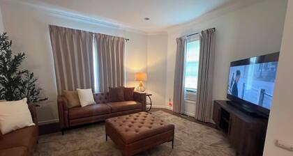 Cozy Home for Travel Nurses or Professionals