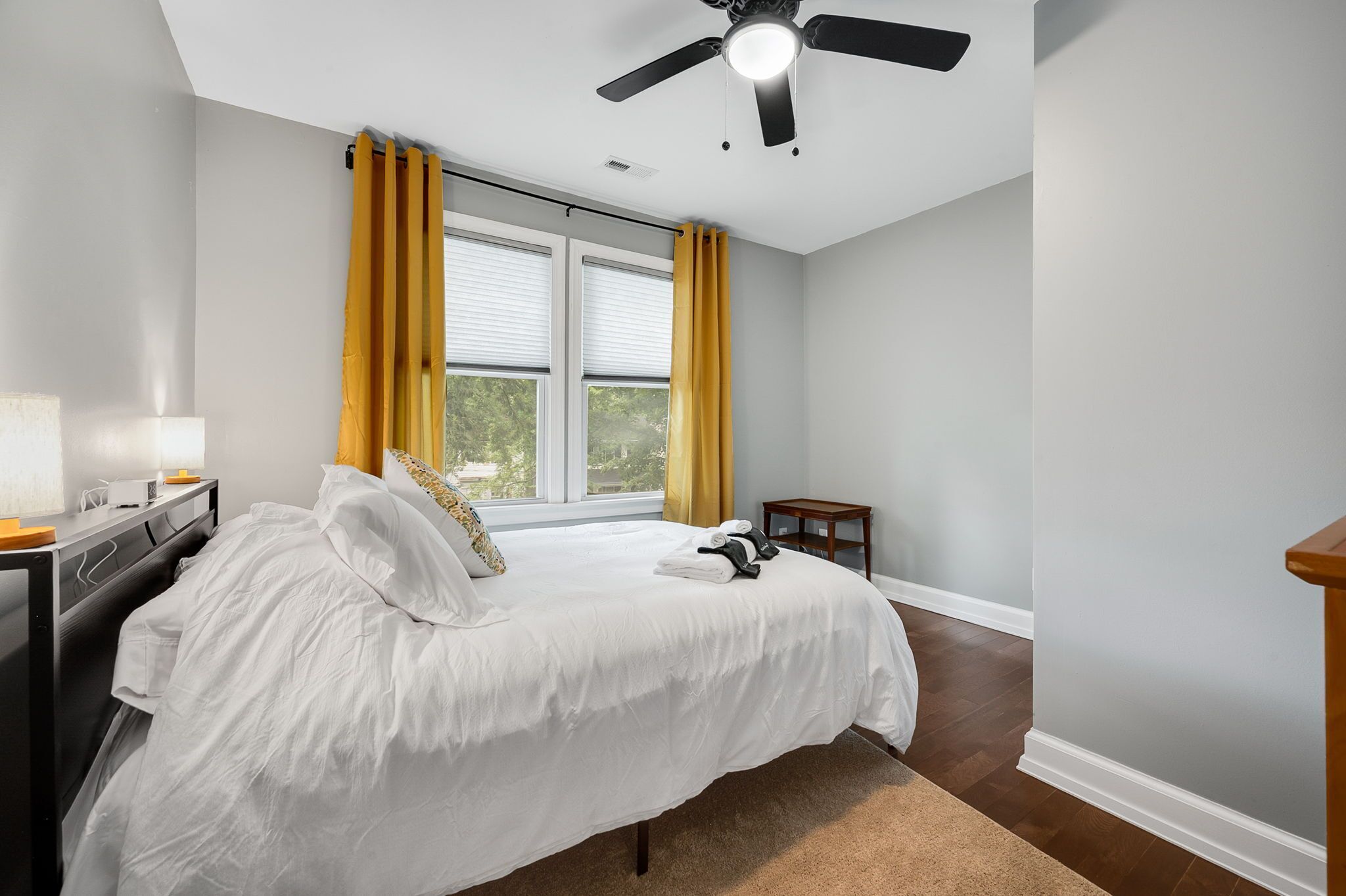 3 chambres, accès au Wi-Fi (inclus), literie fournie
