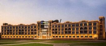 Oz Park Hotel