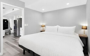 2 bedrooms, WiFi, bed sheets - 2-bedroom Garden Level Private Suite with Kitchen & Huge Yard Pet Friendly (Thornton)