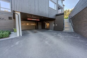 Exterior - Spacious Apartment in city centre (Hol)