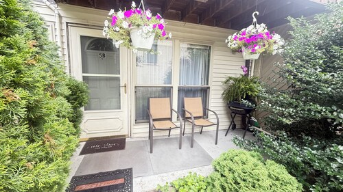 Cozy 1-bedroom condo in marvelous Elkins Park, PA