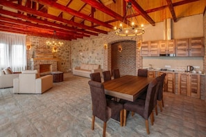 Villa, Balcony, Garden View | Living area - Schuchmann Wines Chateau Villas and SPA (Telavi)