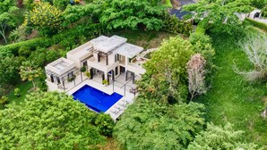 Exterior - Tremendous 4-bedroom house in Anapoima perfect for your getaway (Anapoima)