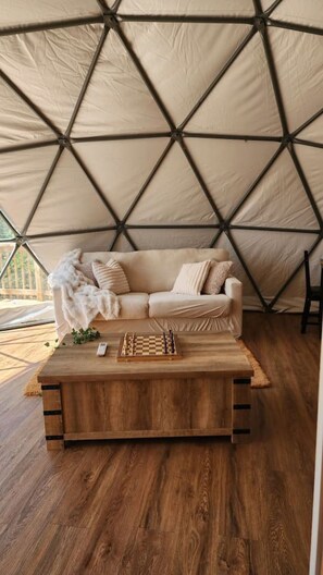 Living area - Paradise - Honey, I`m dome (Paradise)
