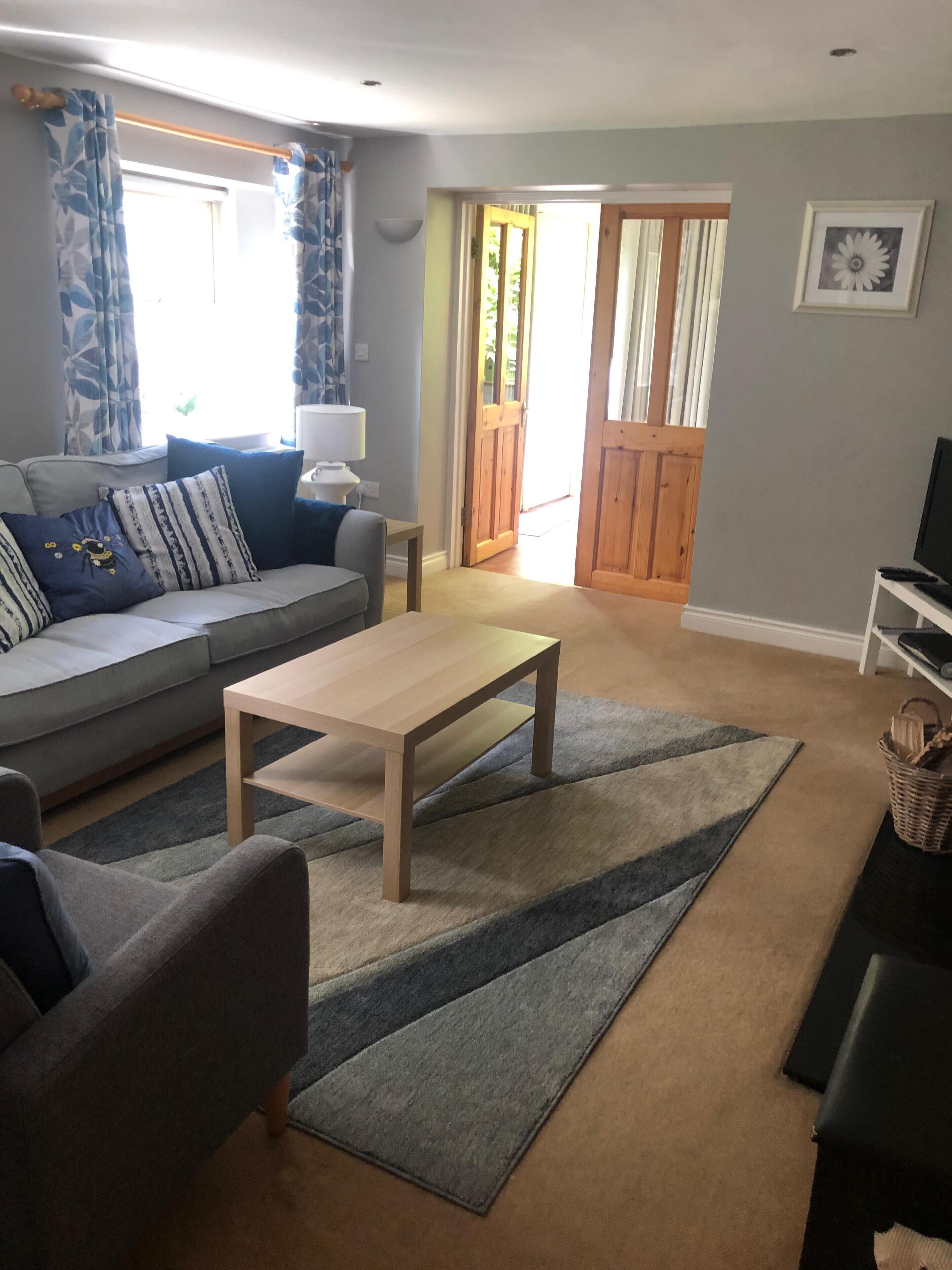 Charming Farm Cottage Near Lough Derg - 킬럴루