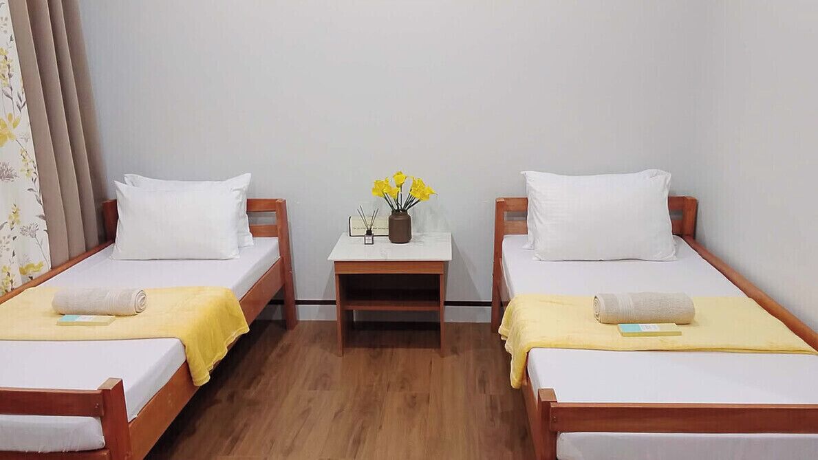 Free WiFi, bed sheets