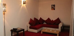 Luxe suite, balkon | Woonruimte