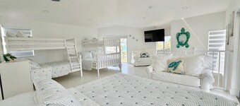 Bimini Blue Escape - Island Home Near The Beach