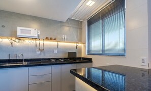Departamento básico | Cocina privada