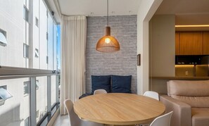 Basic Apartment | Dining - Apt. w/ Balcony 200m From Bacutia Beach Mfa0409 (Guarapari)