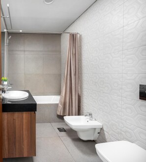 Bathroom - Eko Atlantic apartment at lagos Victoria Island secured for your vacation, (Lagos)
