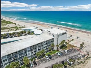 Beach - Ocean Front Coastal Condo (Daytona Beach)