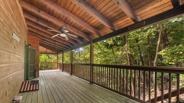 Terrace/patio - Secluded Mountain Cabin with Hot Tub, Fire Pit, Games and Views (Sevierville)