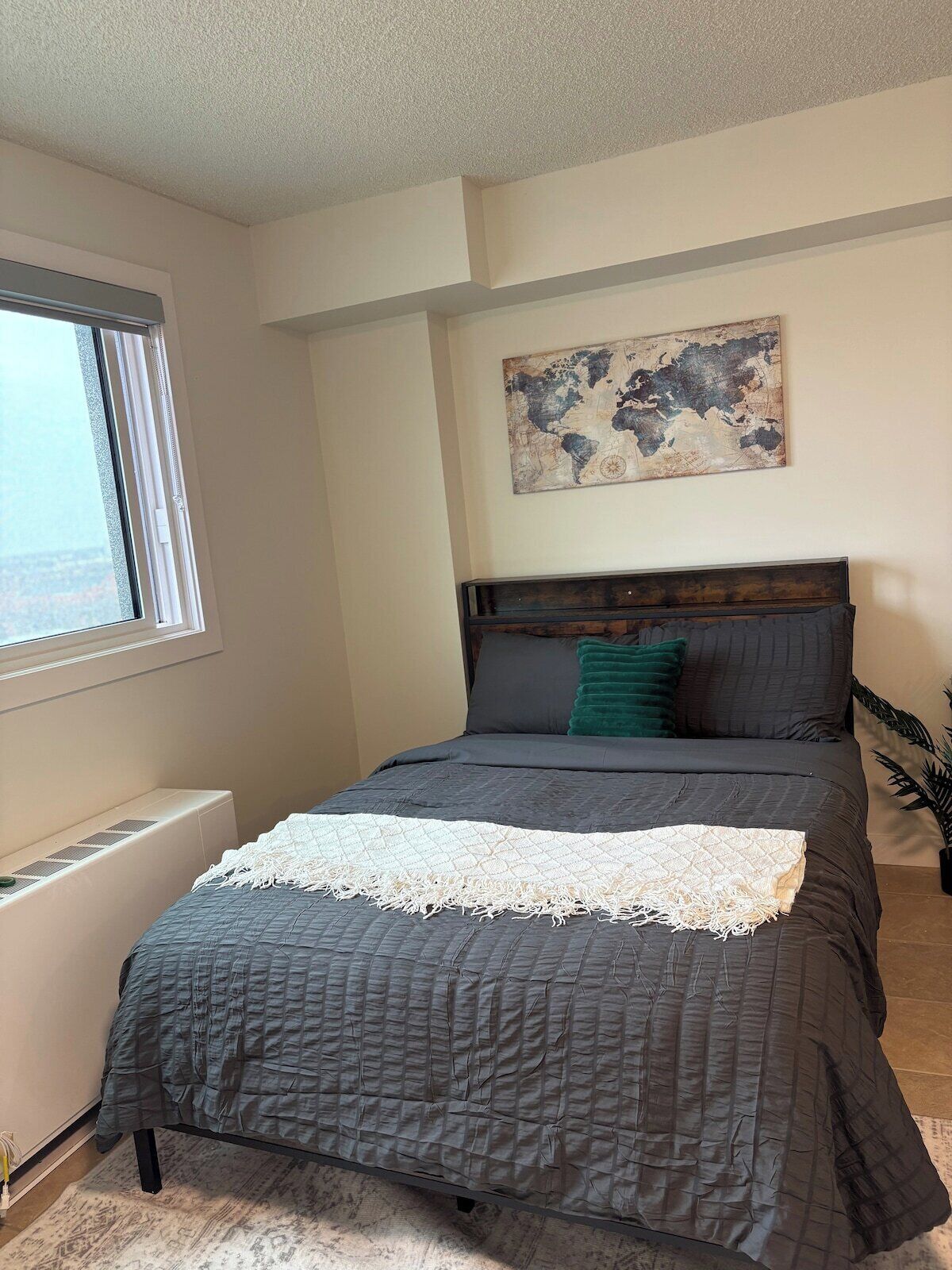 1 chambre, fer et planche à repasser, Wi-Fi, draps fournis