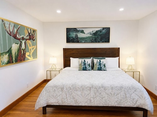 Near Killington & Woodstock | Game Room, Fireplace