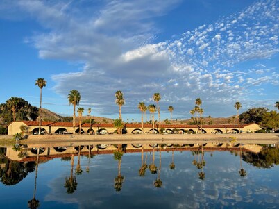 Cottonwood Cove Motel