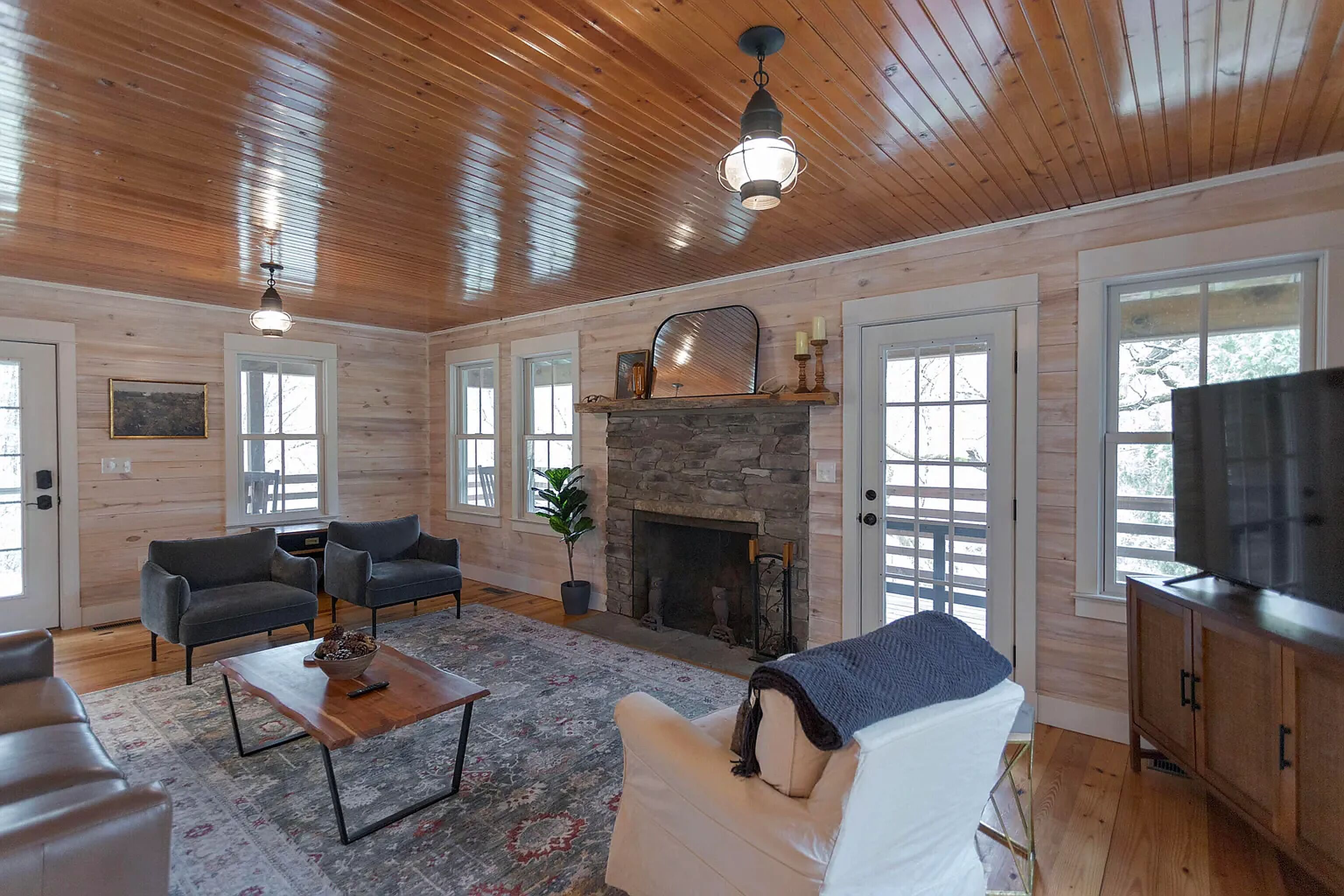 Private Creekside Retreat 9 Miles To Vmi And W&l - 布尤納維斯塔