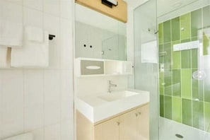 Studio, City View | Bathroom - Queen West Hideaway (Toronto)