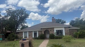 Exterior - Peaceful 4/2 Home with Large Yard, WiFi/Office in Quiet South Abilene Culdesac (Abilene)