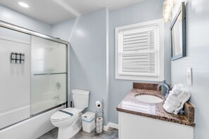 Unclassified image, 5 of 13, button - 120 Blaine Ave Unit B (Seaside Heights)