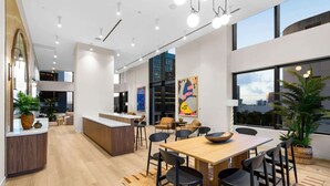 Dining - Luxury Miami 1BR Apt, Pool & Beach Access for 4 (Miami)