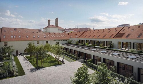 Free Parking, Nuslesky Pivovar Blue Arch Luxury Apartment With Garden