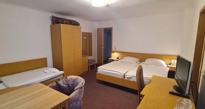Galand Guesthouse