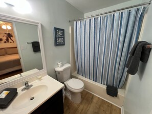 Bathroom - Welcome to Paradise Isle! (Gulf Shores)