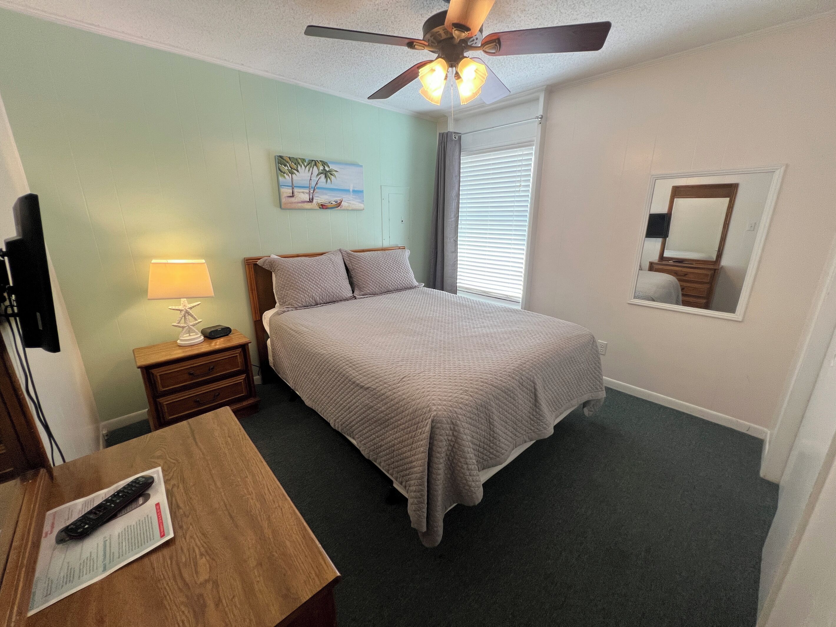 2 bedrooms, WiFi (free), bed sheets