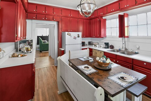 Cozy Aberdeen MS Retreat Near Lake & MSU