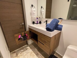 Bathroom - Nuevo & Exclusivo en Rodadero Sur “VITA 219 (Gaira)