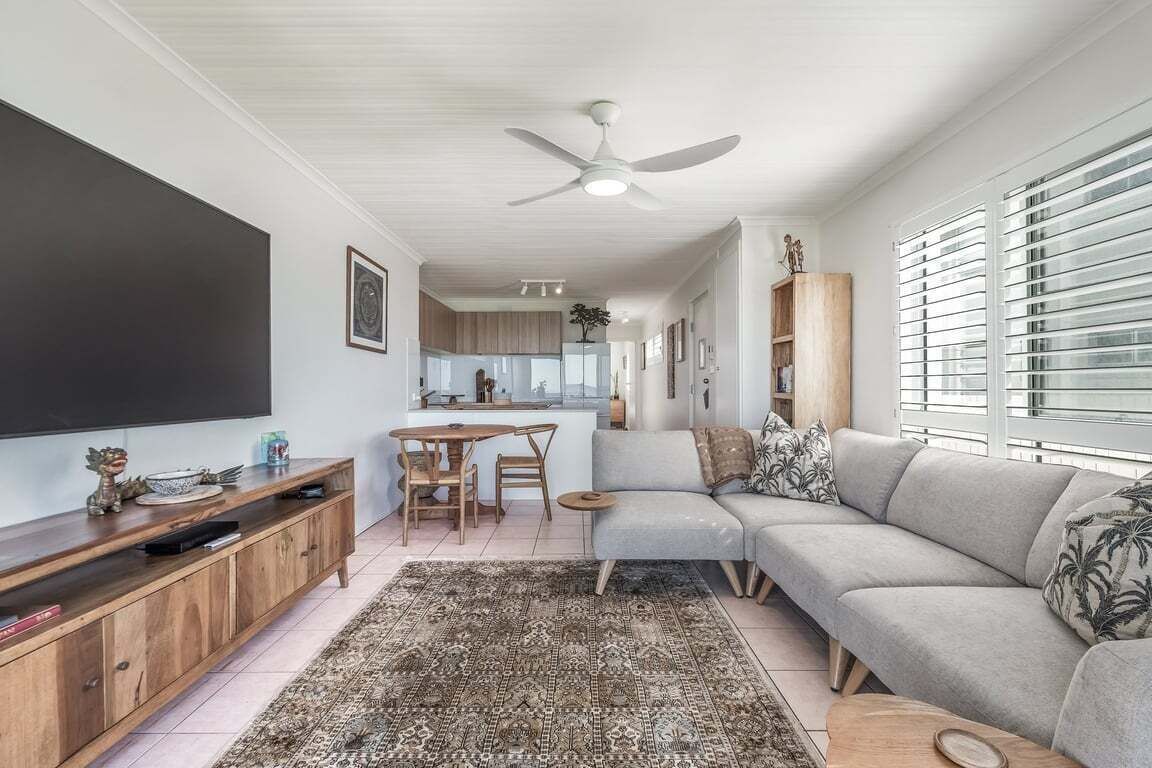 Absolute Beachfront Apartment 11b - Lennox Head