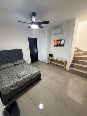 Room - Vrbo Property (Ciudad Apodaca)