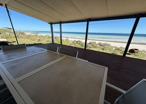 Outdoor dining - Haven at Hardwicke | Absolute Beachside Escape with Stunning Bay Views | Pet Friendly (Hardwicke Bay)