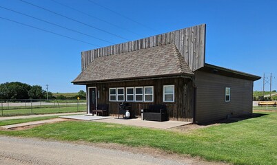 Welcome to Houston Creek House, a cozy two-bedroom getaway near Freedom, OK