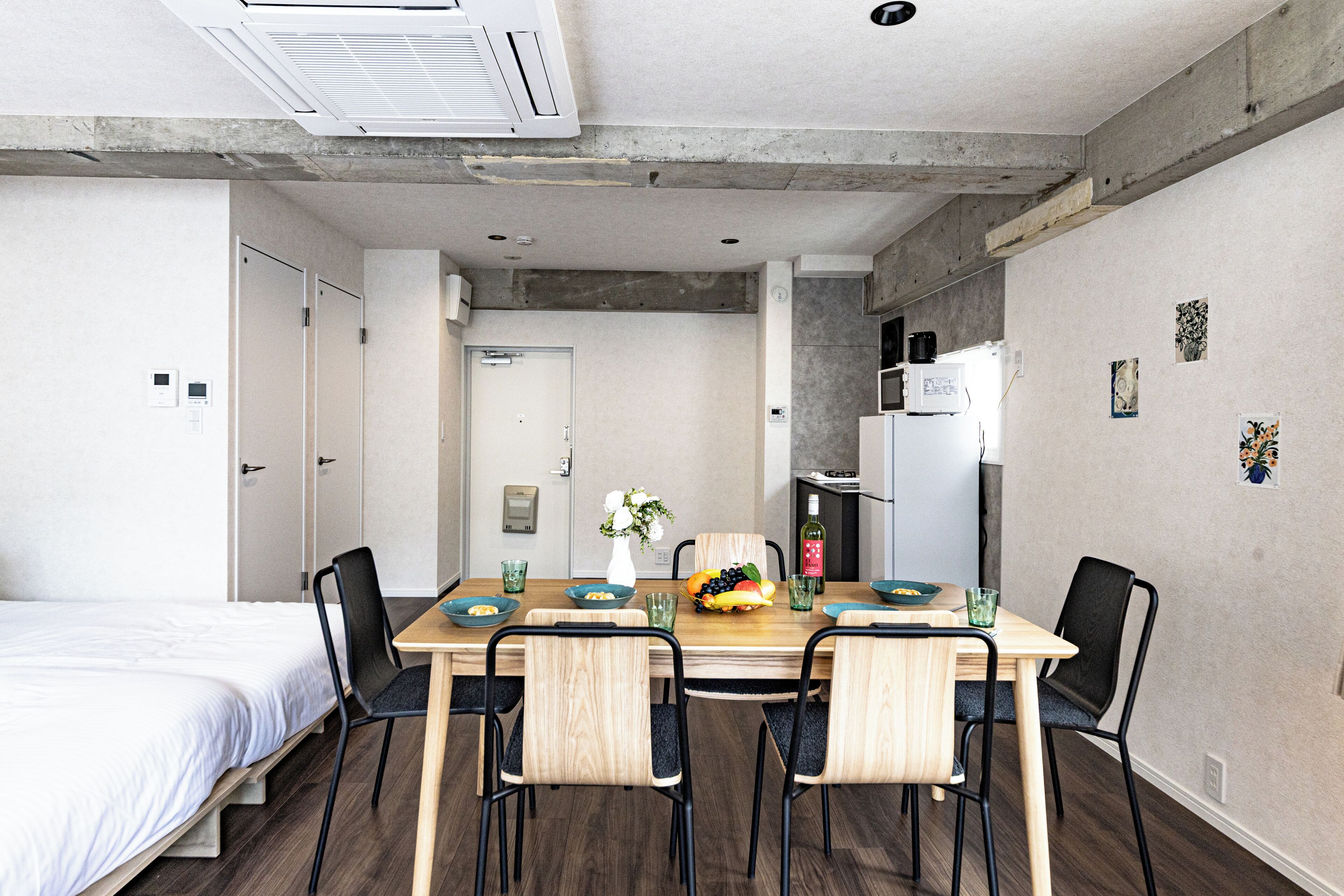Apartment | Dining