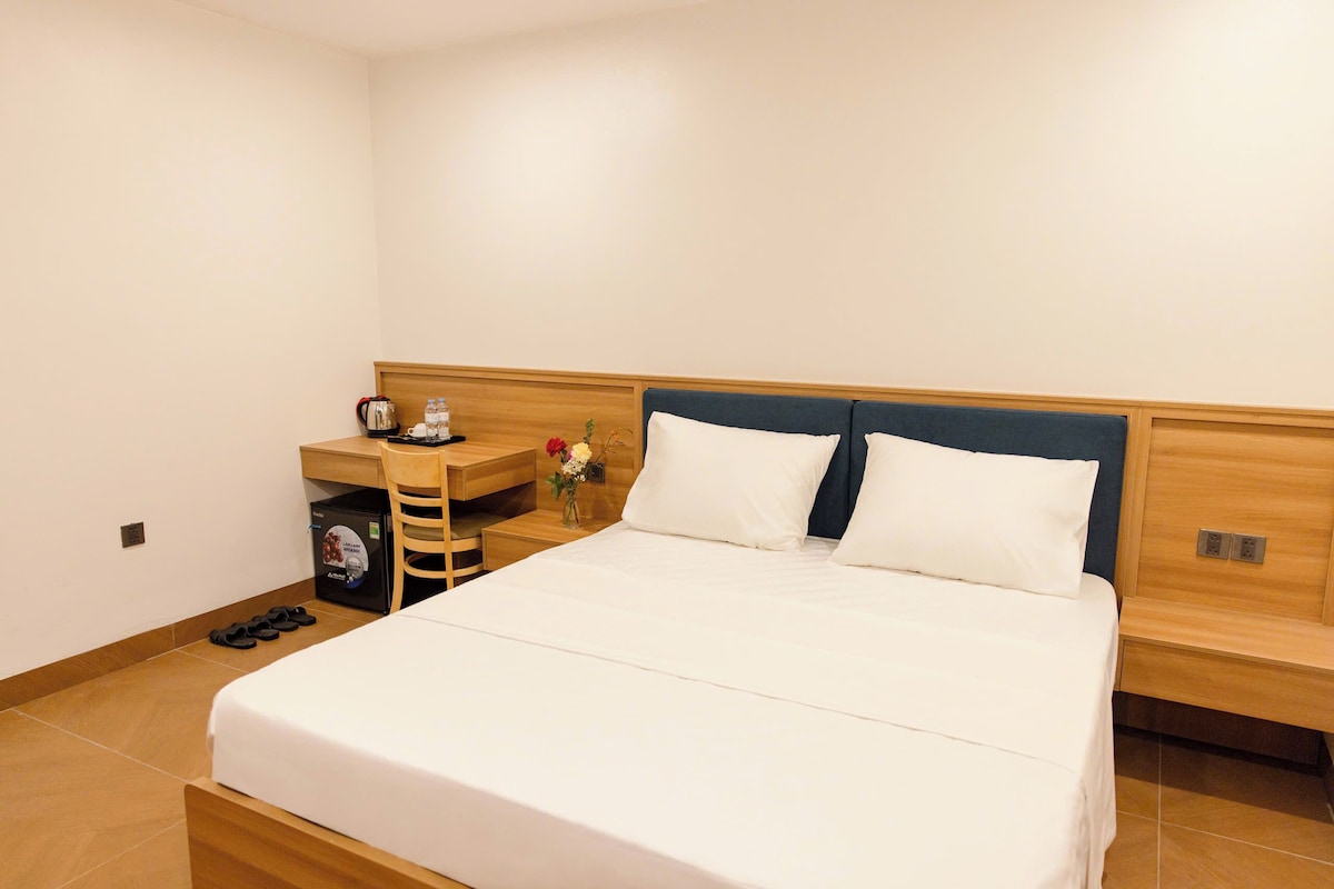 Standard-Doppelzimmer zur Einzelnutzung | Minibar, kostenloses WLAN, Bettwäsche