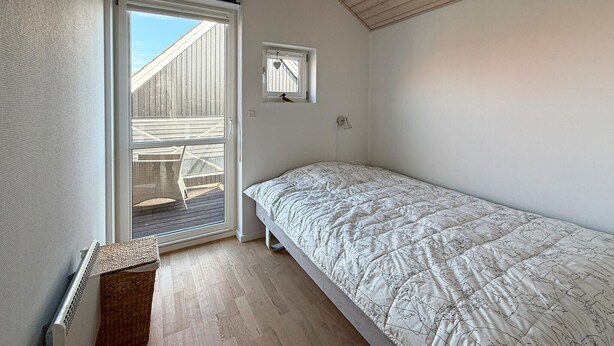 Free WiFi - 3 bedroom stunning home in Juelsminde (Juelsminde)