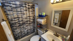 Bathroom - Escape to "A Taste of Country" Luxury Cottage #9 (River Ranch)