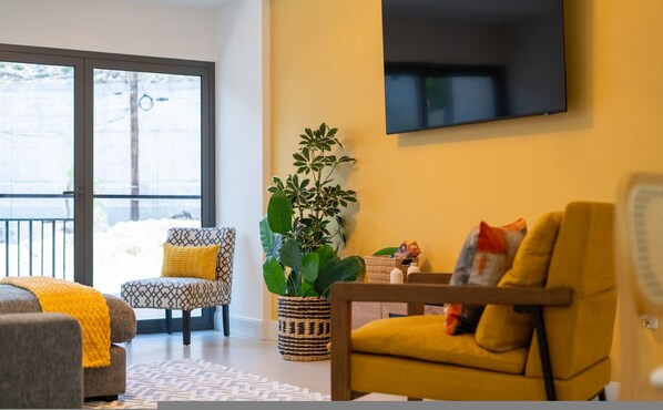 1 bedroom - SOL Euphoria Walk to Beach Town (Ocho Rios)