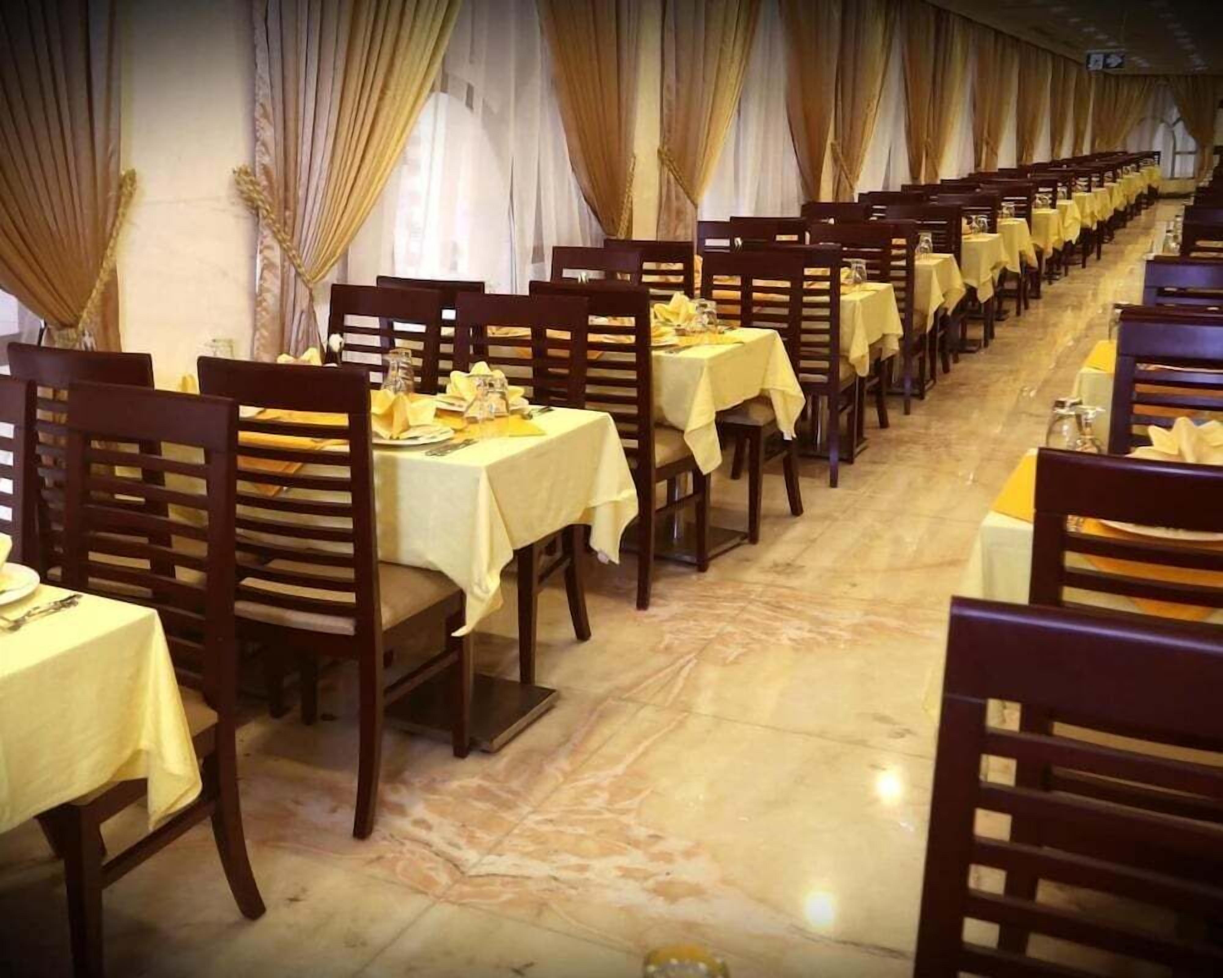 تناول الطعام