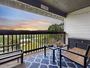 Unclassified image, 5 of 48, button - Beautiful Lake View, spacious, pool, pickleball (Kimberling City)