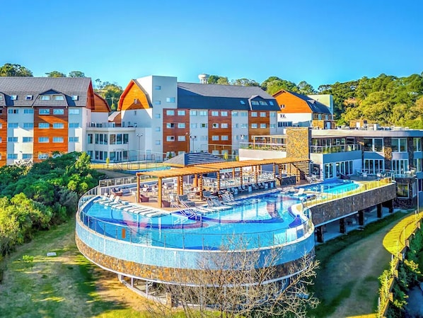 Pool - Golden Resort Gramado | Christmas Lights | Up to 5 people (Gramado)