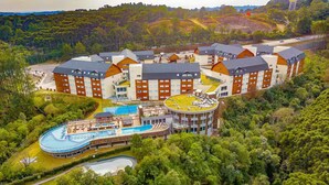Exterior - Golden Resort Gramado | Christmas Lights | Up to 5 people (Gramado)