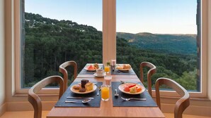 Dining - Golden Resort Gramado | Christmas Lights | Up to 5 people (Gramado)