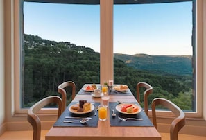 Dining - Golden Resort Gramado | Christmas Lights | Up to 5 people (Gramado)